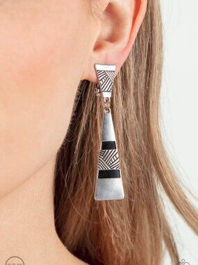 Paparazzi Jewelry Accessories - Safari Seeker - Black Clip-On Earrings - Vintage